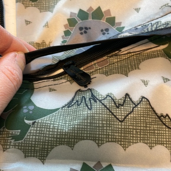 Thirty-One Cinch Sac Dinosaur Backpack New without tags - Picture 3 of 4